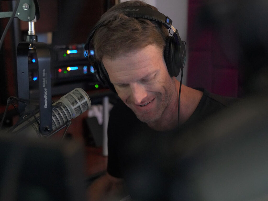 Tim Hartman on air - Z99